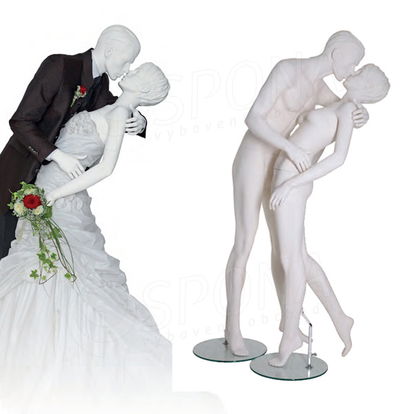 Figurína zamilovaná dvojice, matná bílá