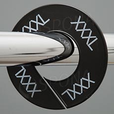 Velikostní kruh, značení na štendr "XXXL", černý, bílé písmo, 1ks